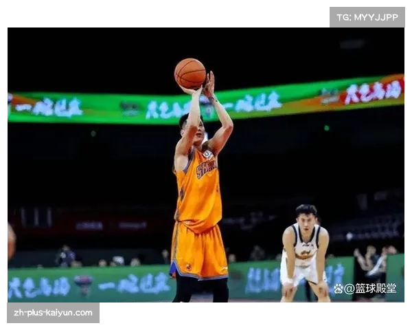 上海队年轻球员担重任 青训成果提升攻防深度